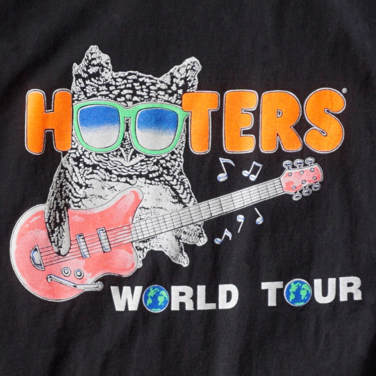 VINTAGE HOOTERS WORLD TOUR TEE – SANFT