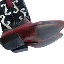 VINTAGE RED COWBOY BOOTS